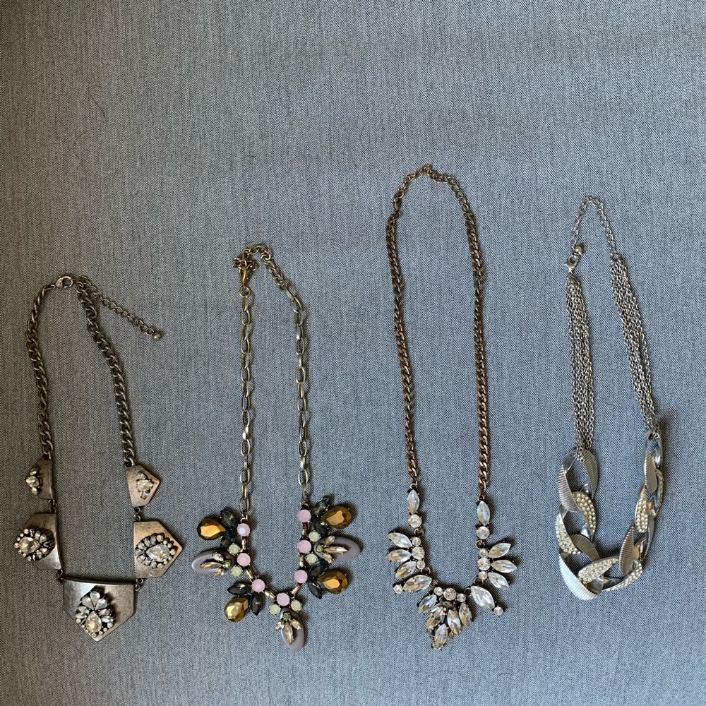 EUC gorgeous statement necklace LOT
